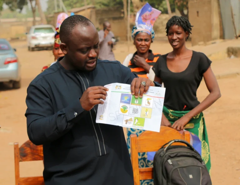 Législatives 2023 : Dimitri Koto N’GOBI et les autres candidats du Moele Bénin aux côtés des populations de Titirou.