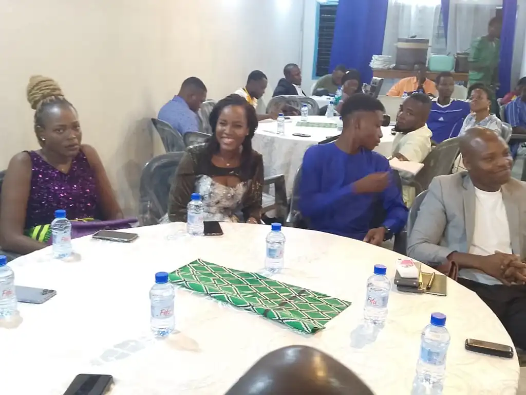 Café scientifique Start-up Agro Hikari : Les Réseaux sociaux sociaux pour booster son business au cœur des échanges.