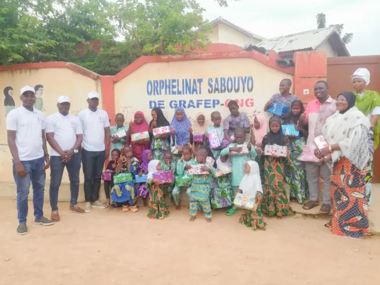 PARAKOU: AVESOD ONG offre des dons aux orphelins de Sabouyo As Soliyine