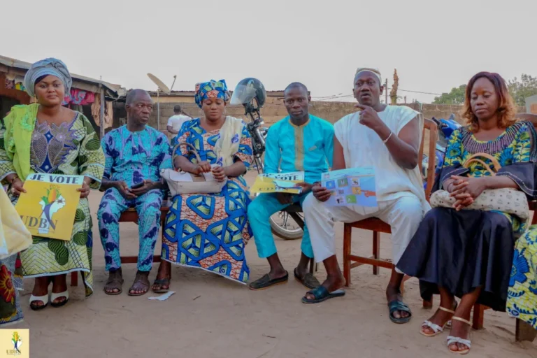 Législatives 2023: Abdoul Aziz Tegnami et les candidats de l&rsquo;UDBN aux côtés des habitants du quartier Camp-Adagbè