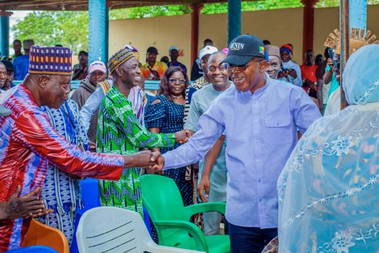 Présidentielle 2026 : Après le choix du duo AGBODJO-LODJOU Dame Malyatou Dramane rend hommage à Éric Houndété et des autres cadres du parti.