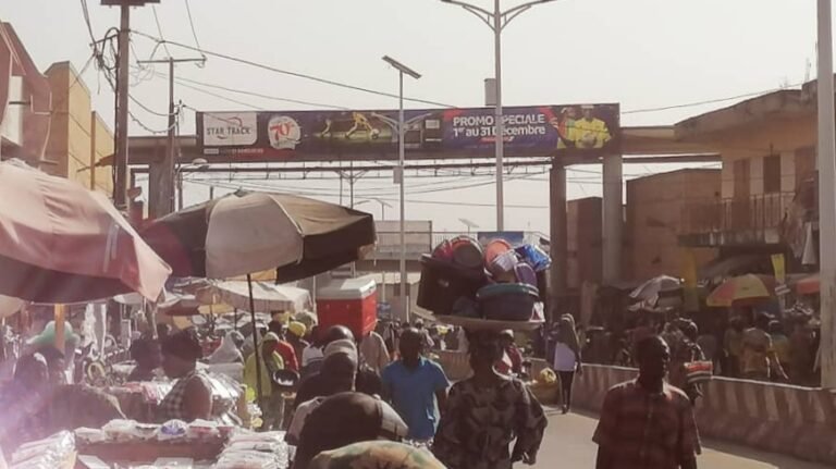 Marché Arzèkè de Parakou : cinq mois dans le noir.