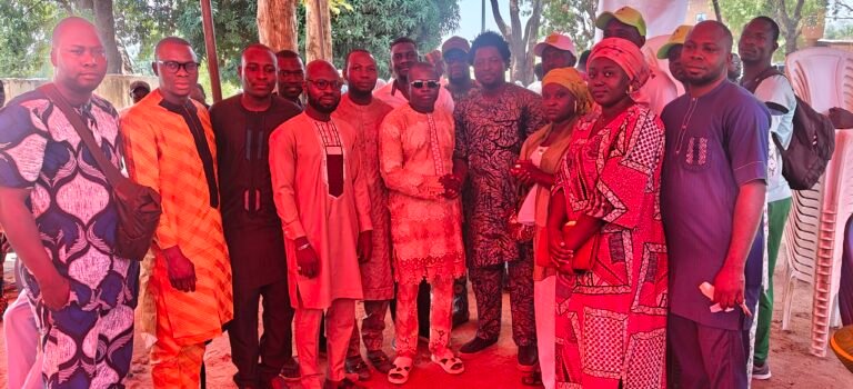 Décès d’Abdou Wahab ASSOUMA NARO : Le Conseiller municipal Salim NOUHOUM et le « Mouvement les Amis d&rsquo;ABT » présentent leurs condoléances à la famille éplorée.