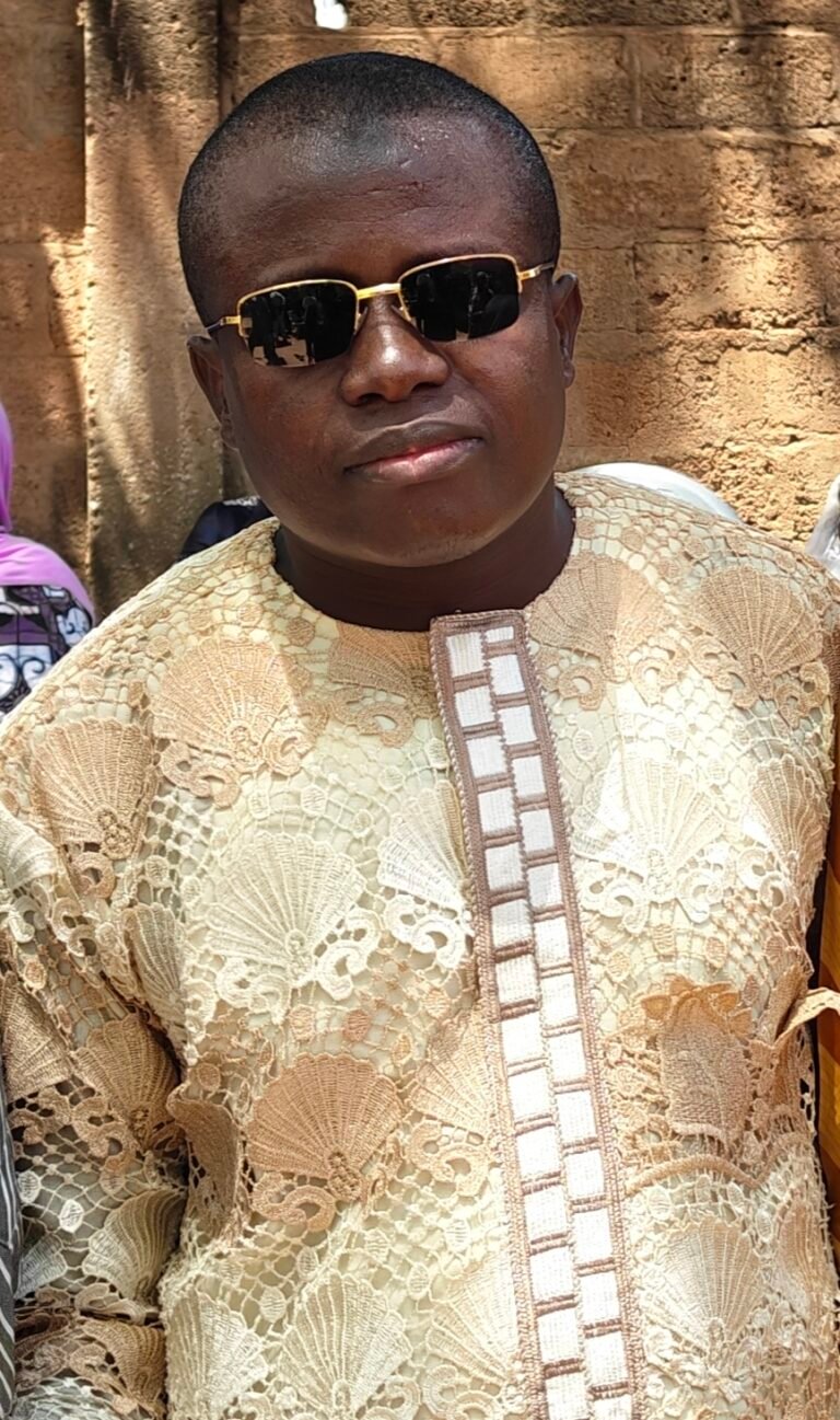 Obsèques du Patriarche Abdoul Wahab NARO ASSOUMA : Nassirou CISSÉ rend hommage à un « Père et à un modèle ».