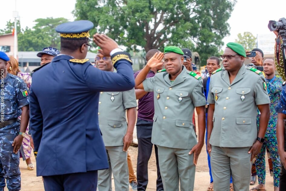66ᵉ anniversaire de l&rsquo;indépendance du Bénin : Exercice réussi pour le préfet Abdoul-Chakour Naro Assouma (une organisation rigoureuse et un vibrant hommage aux Forces de défense et de sécurité)